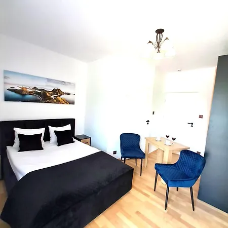 アパート Szafir I