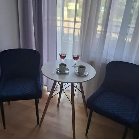 Willa Szafir Krynica Morska-noclegi, Pokoje, *