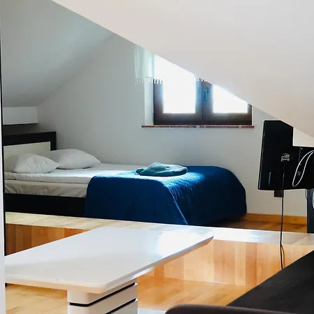 Szafir I Krynica Morska