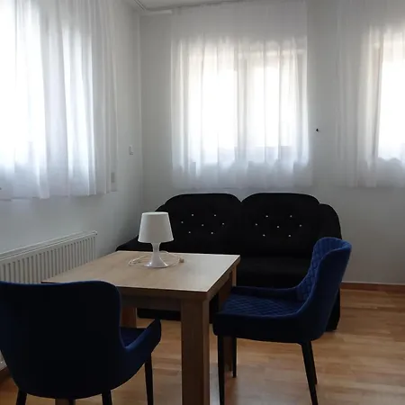 Szafir Krynica Morska-noclegi, Pokoje, *