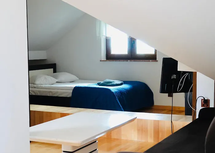 Szafir I Krynica Morska